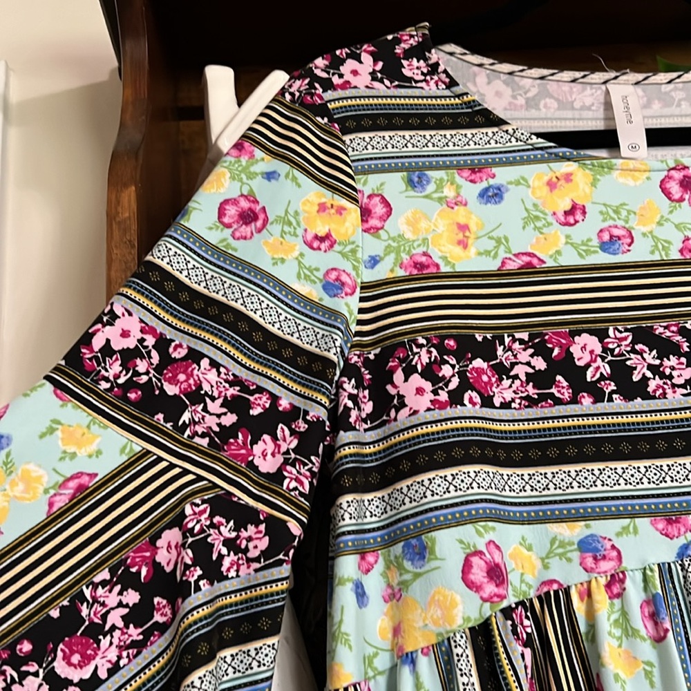 HONEYME Multi Color Striped Floral Empire Waist Bell Sleeve Dress, Medium, GUC. - Picture 5 of 9